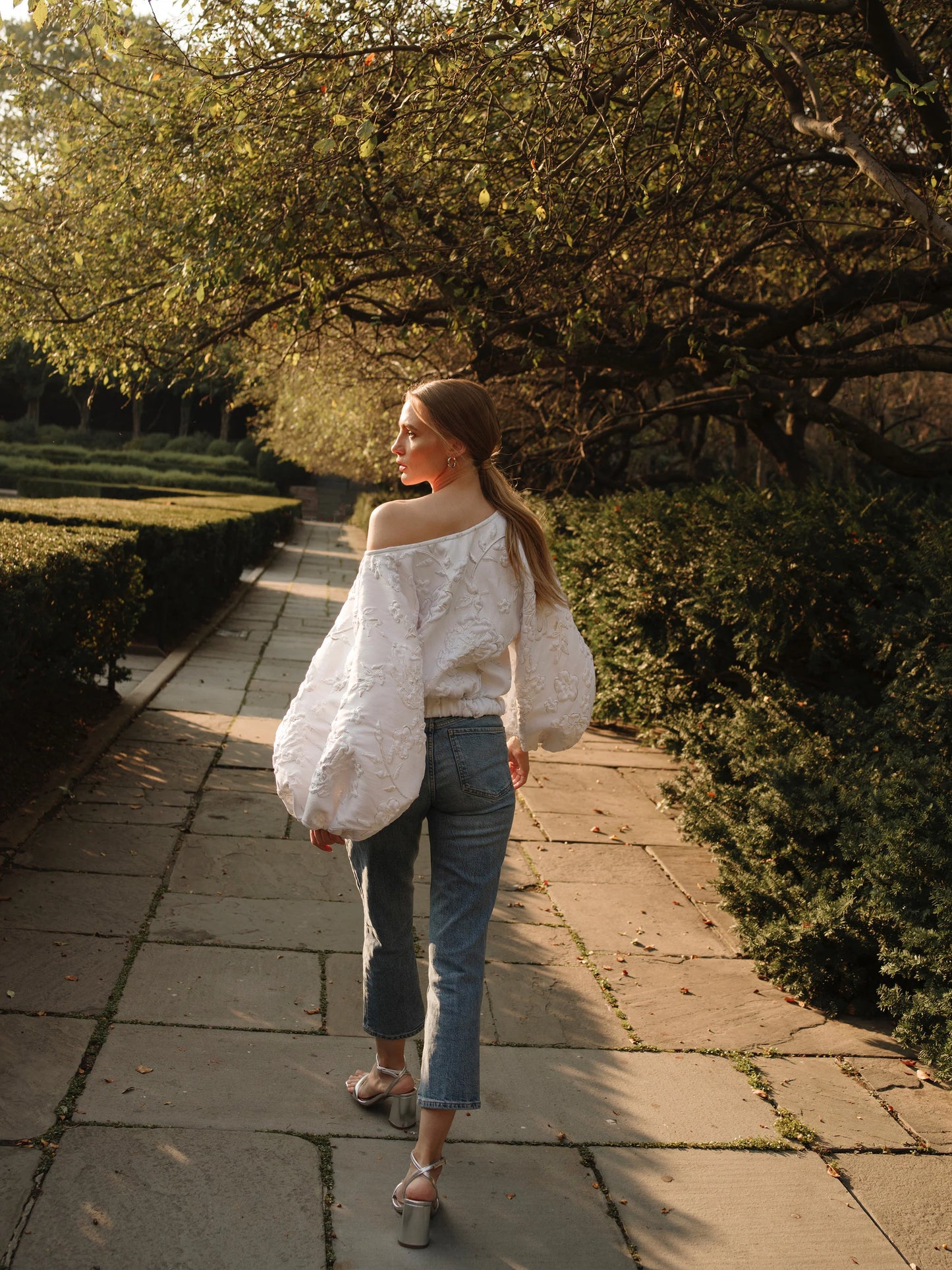 Arianne Elmy | All white good luck top