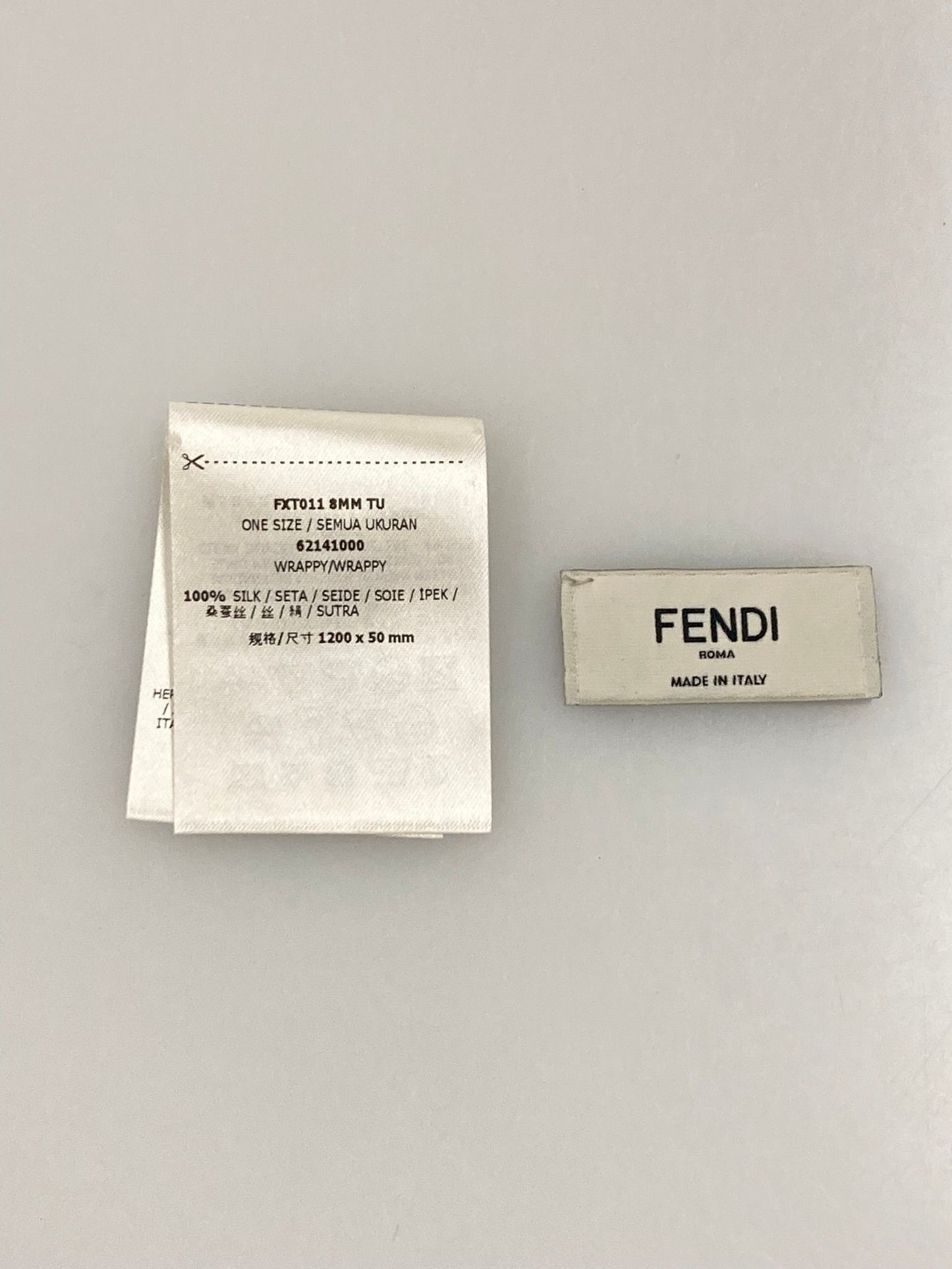 Fendi | Bandeau Red Gray,Silk