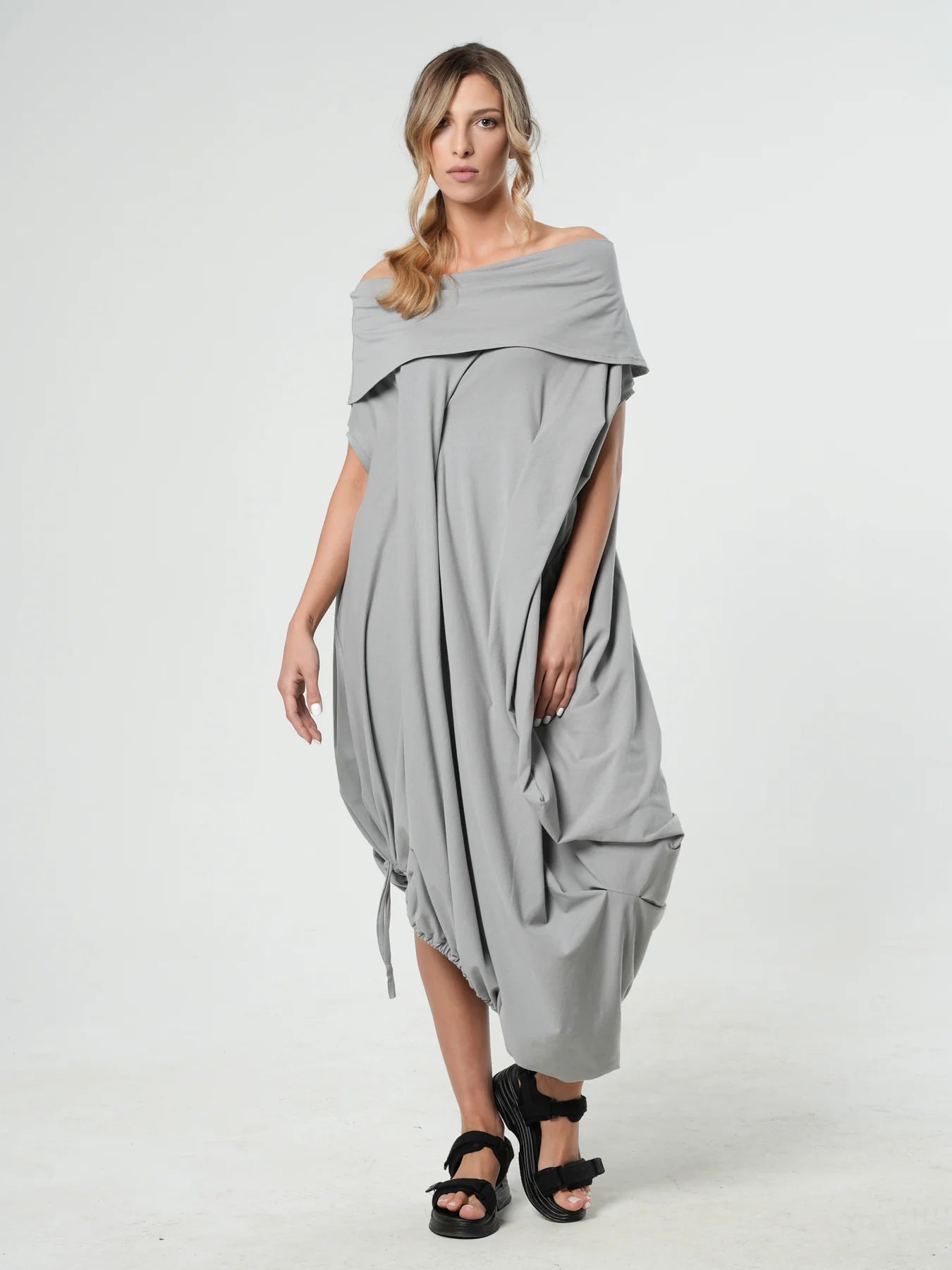 Metamorphoza | Oversize Cotton Kaftan Dress In Light Grey