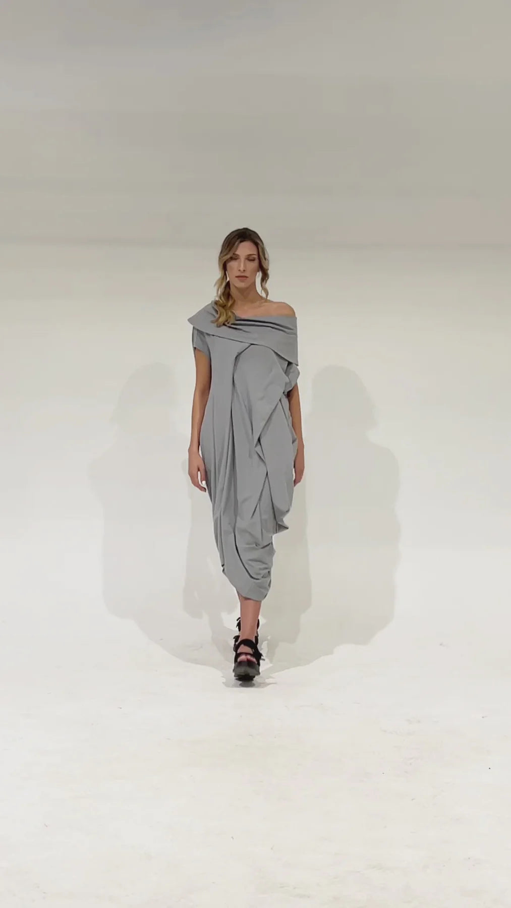 Metamorphoza | Oversize Cotton Kaftan Dress In Light Grey