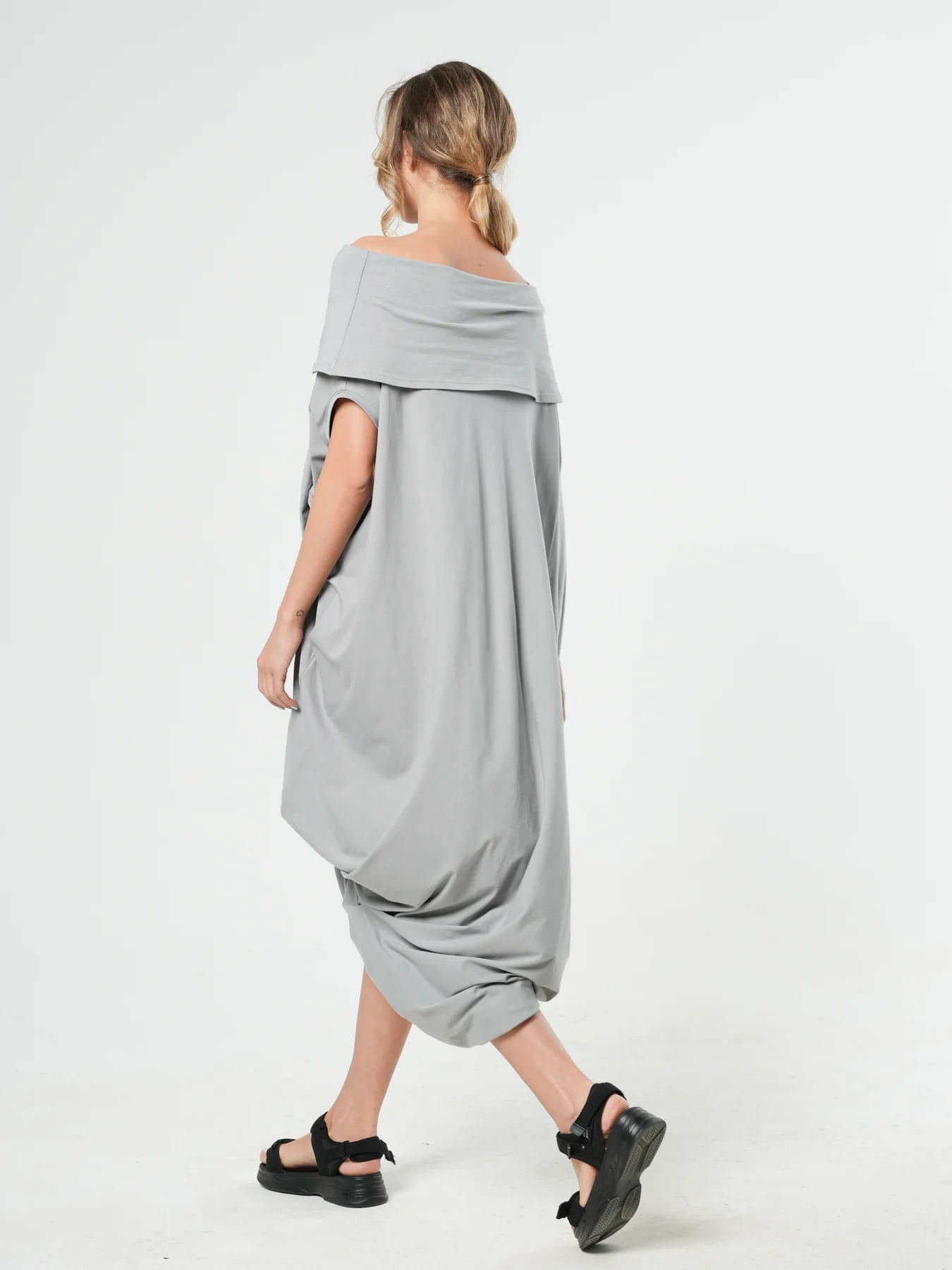 Metamorphoza | Oversize Cotton Kaftan Dress In Light Grey