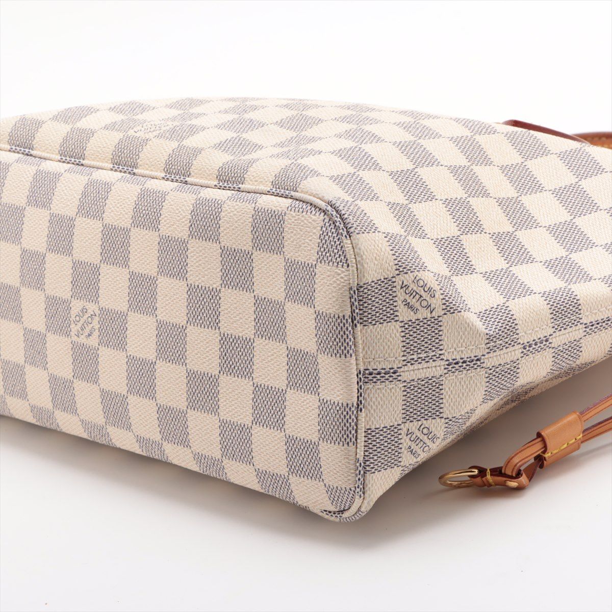 Louis Vuitton   |    Neverfull Damier Azur