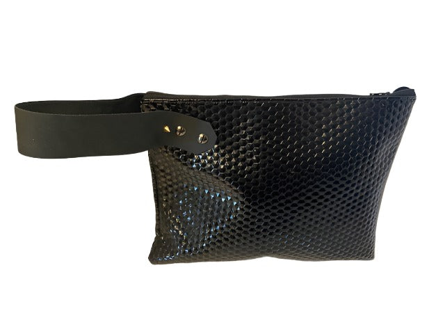 Rob Bacon   |    Black Clutch