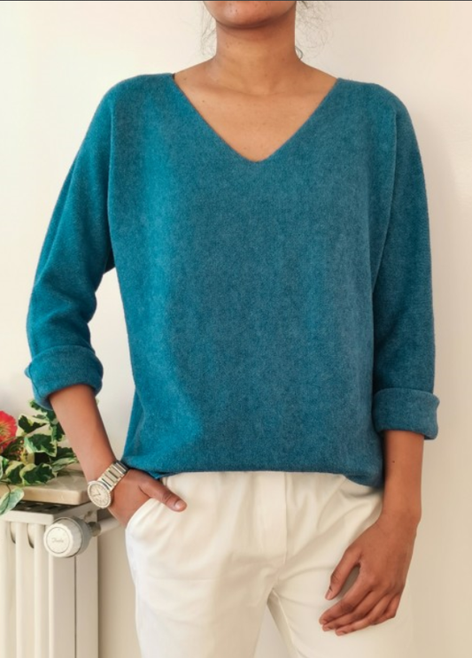 Z826 Italian One Size Teal V-Neck Knit Soft Sweater LOOWIE